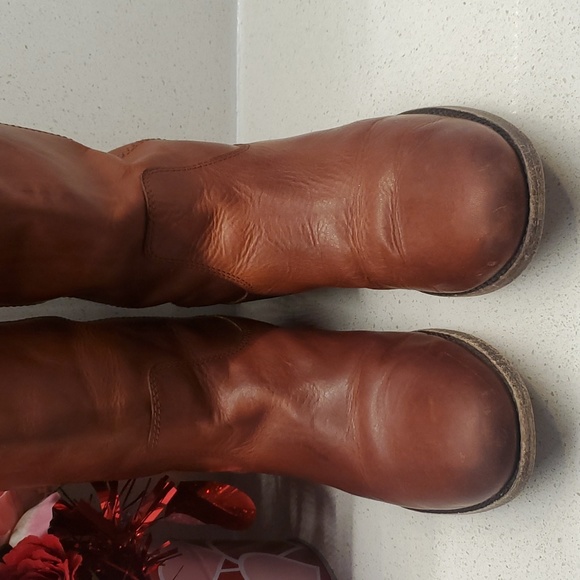 Wms FRYE extended calf leather riding boots (sz 7B) - Picture 4 of 10